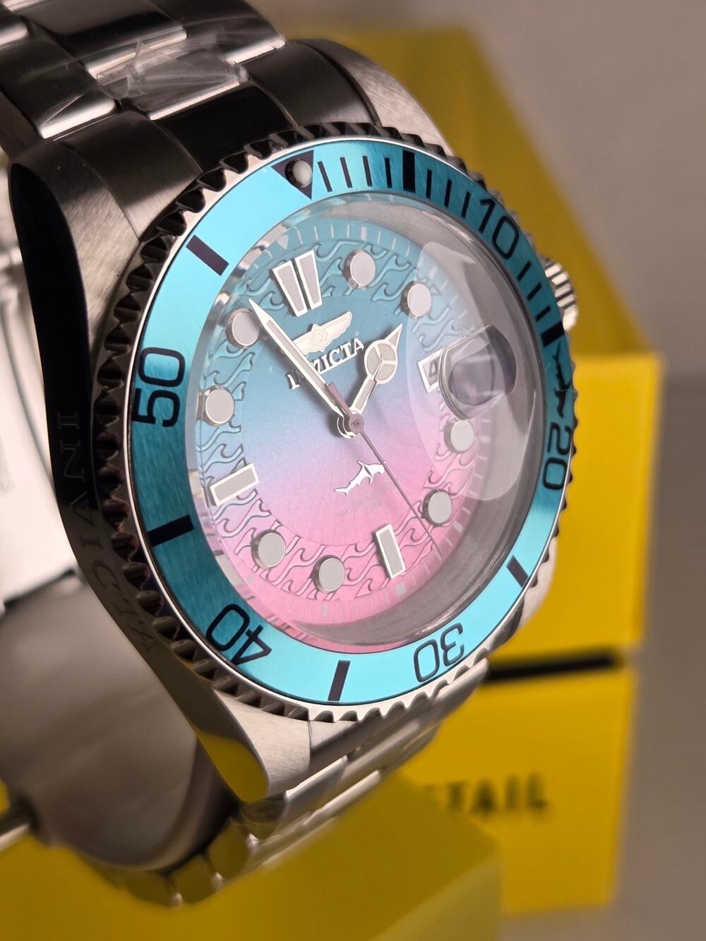 Invicta Pro Diver 50904 Miami Vice Tiffany Blue Pink 42mm Quartz Steel Watch New